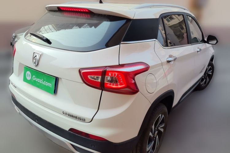 Used Baojun 510 2017 1.5L Manual Fashion Model