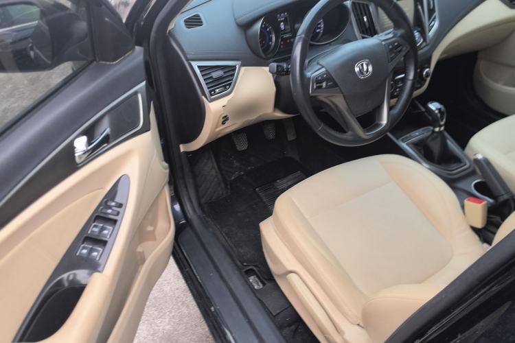 Used CHANGAN Eado 2016 1.6L Manual Fashion Edition