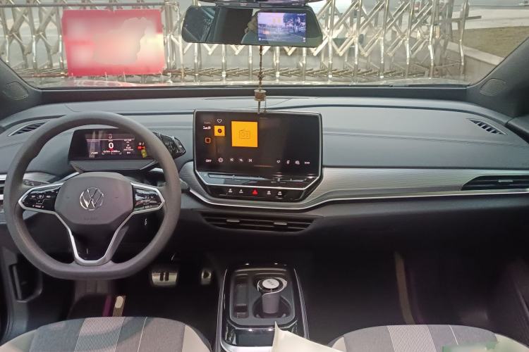 Used Volkswagen ID.4 CROZZ 2022 Pure Edition Limited Edition Interior 2