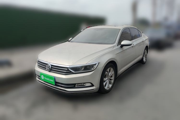 Used Volkswagen Magotan 2017 330TSI DSG Luxury Model