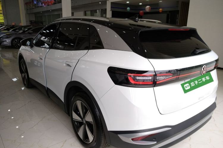 Used Volkswagen ID.4 X 2025 Smart Edition Outstanding Model
