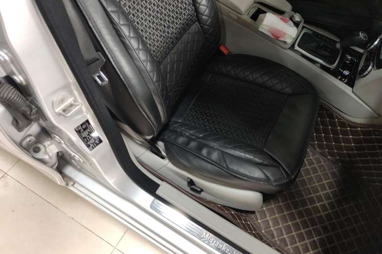 Used Mercedes-Benz C-Class 2013 C 180 Classic Grand Edition