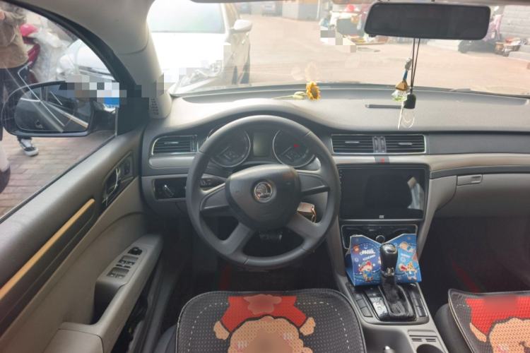 Used Skoda Superb 2013 1.4TSI DSG Sport Edition Steering Wheel