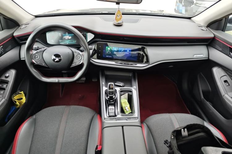 Used Dongfeng Aeolus Yixuan MAX 2023 1.5T Super-Powered Dad Edition Center Console