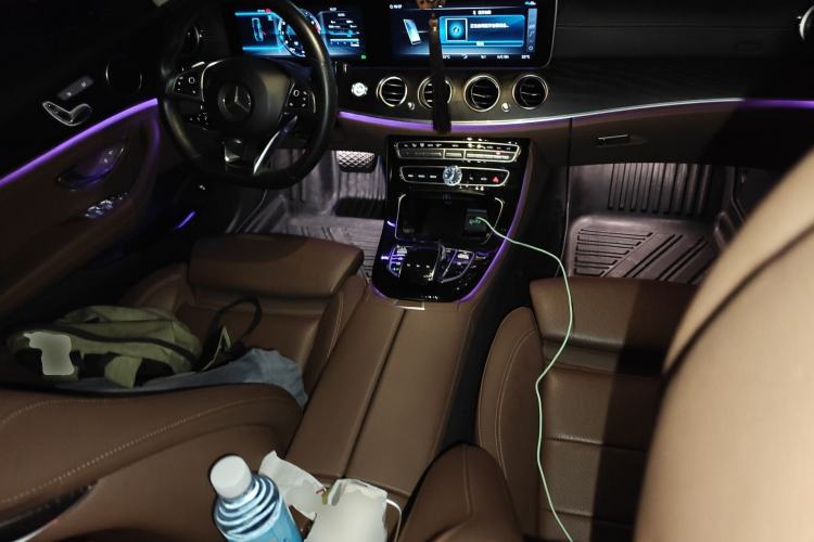 Used Mercedes-Benz E-Class 2017 E 200 L 4MATIC Center Console