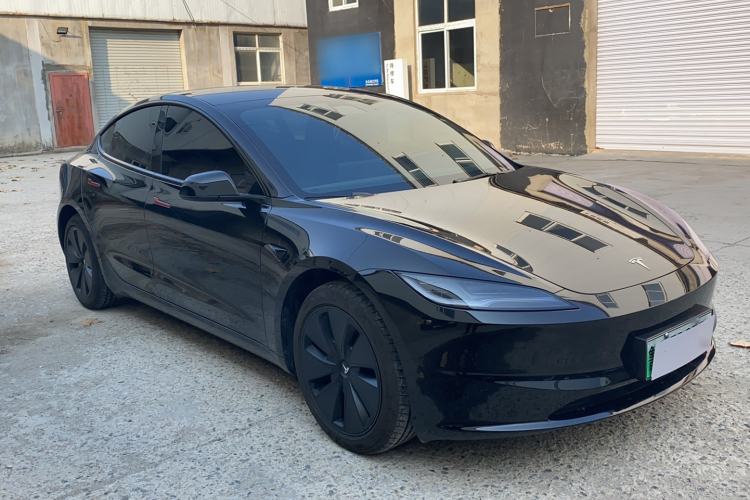 Used Tesla Model 3 2025 Rear-Wheel-Drive Version
