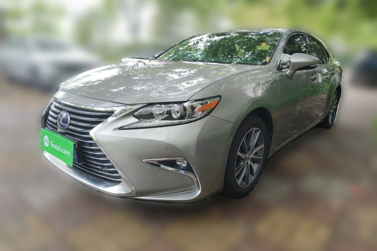 Used Lexus ES 2015 300h Comfort Edition