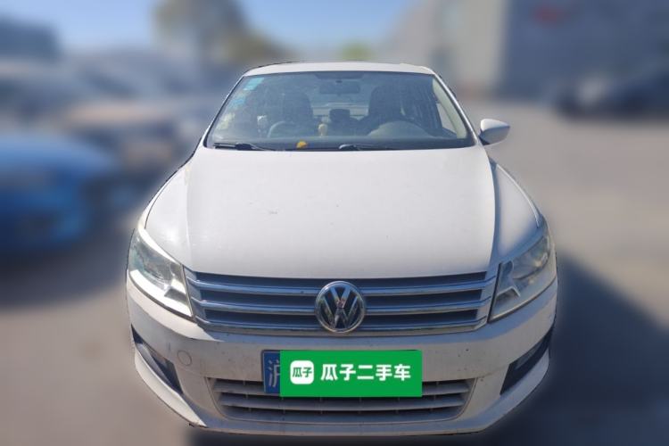 Used Volkswagen Santana 2013 1.6L Manual Comfort Edition Front