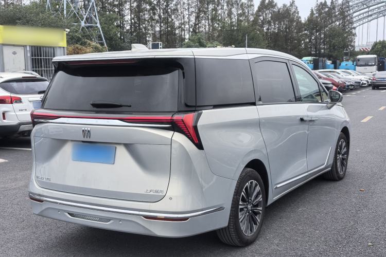 Used Buick GL8 2025 Lu Zun Deluxe Edition Exterior 7