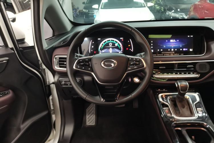 Used GAC Trumpchi M6 2023 PRO 270T DCT Luxury Edition Steering Wheel