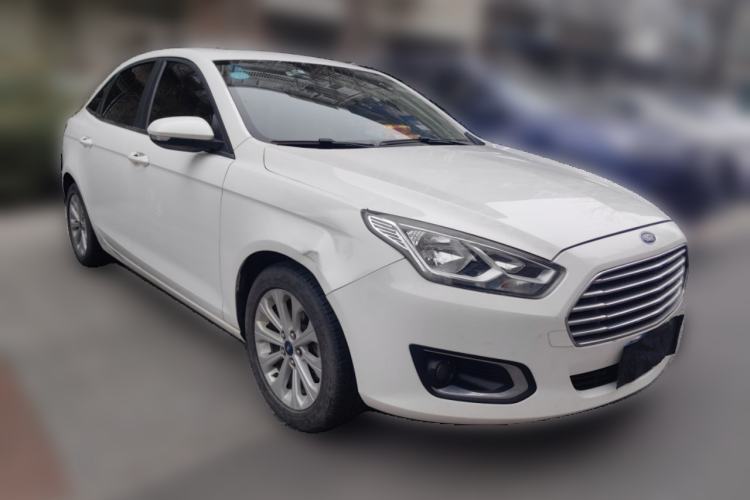 Used Ford Escort 2015 1.5L Automatic Fashion Model
