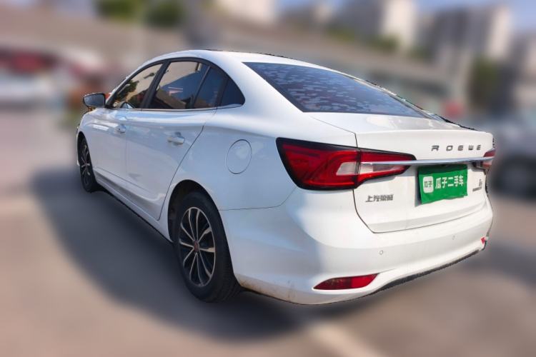 Used Roewe i5 2020 1.5L Automatic 4G Connect Luxury Flagship Edition
