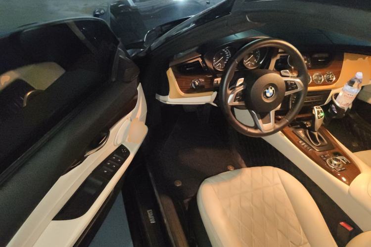 Used BMW Z4 2009 sDrive23i Leading Model