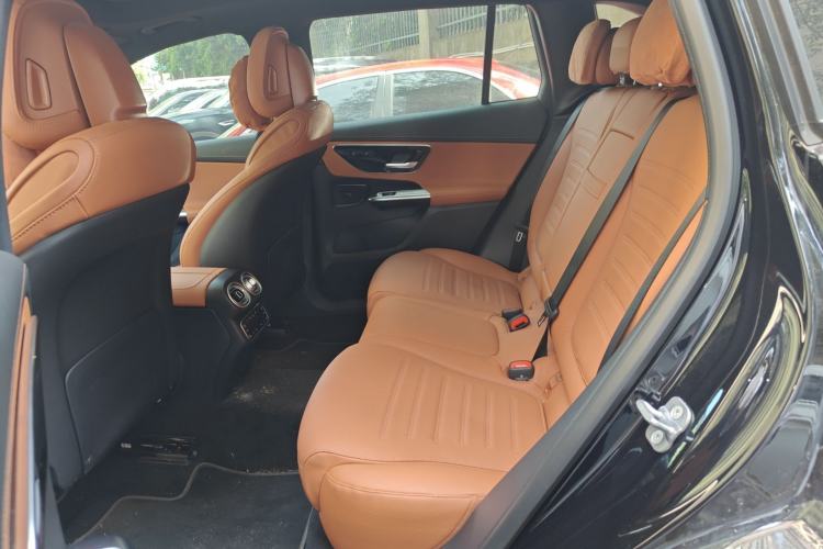 Used Mercedes-Benz GLC 2025 Refreshed GLC 300 L 4MATIC Dynamic Version 5 Seats