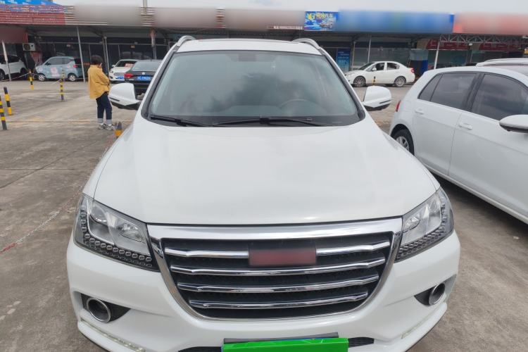 Used Haval H2 2017 Red-Label 1.5T Manual Two-Wheel Drive Luxury Model
