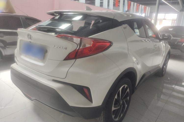 Used Toyota IZOA 2020 2.0L Yi Xiang CARE
