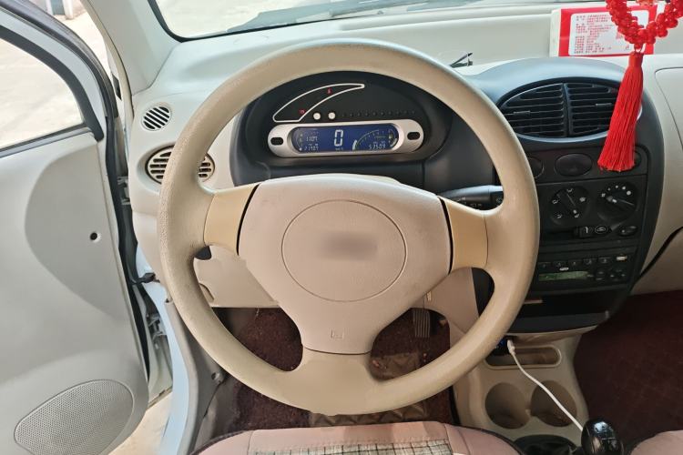 Used Chery QQ3 2012 Stylish Edition 1.0L Manual Start-Up Model
