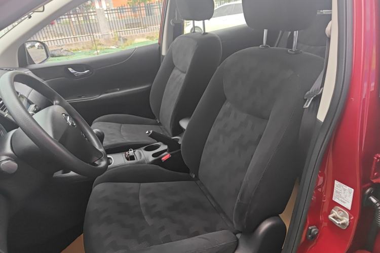 Used Nissan Tiida 2014 1.6L Manual Comfort Model
