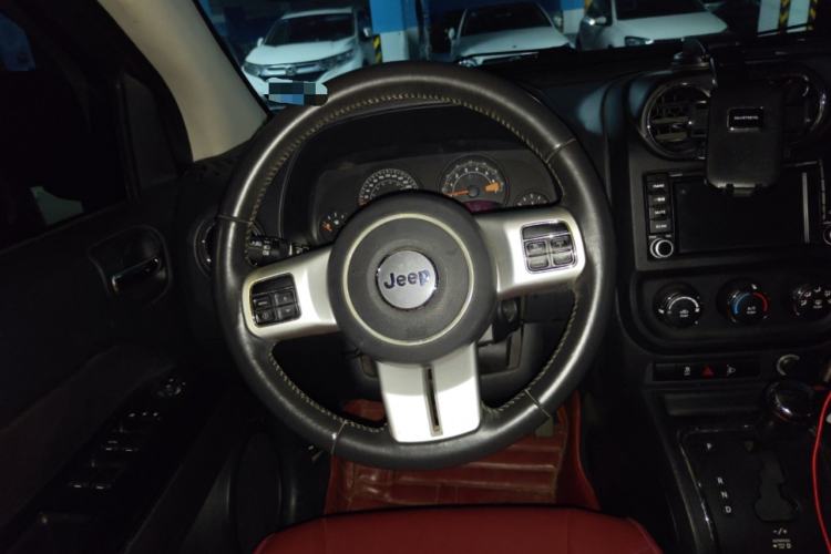 Used Jeep Compass 2014 Revised Version 2.0L Two-Wheel Drive Entry-Level Edition
