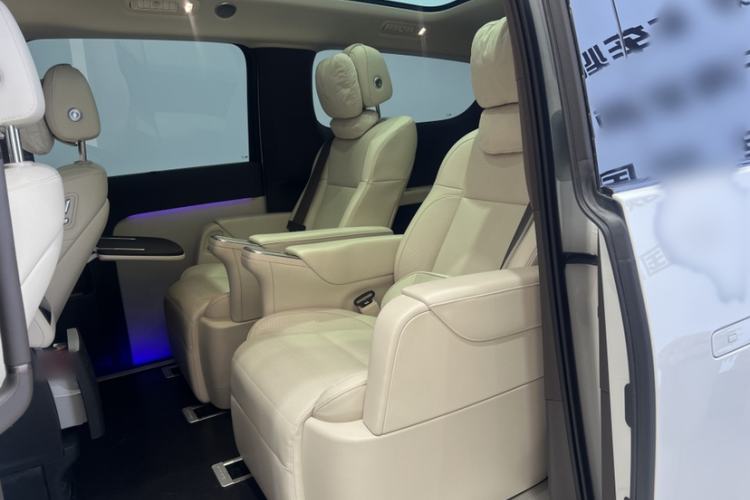 Used Li Auto MEGA 2024 Ultra Model