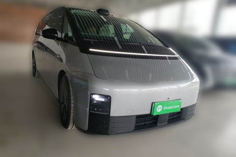 Used Li Auto MEGA 2024 Ultra Model
