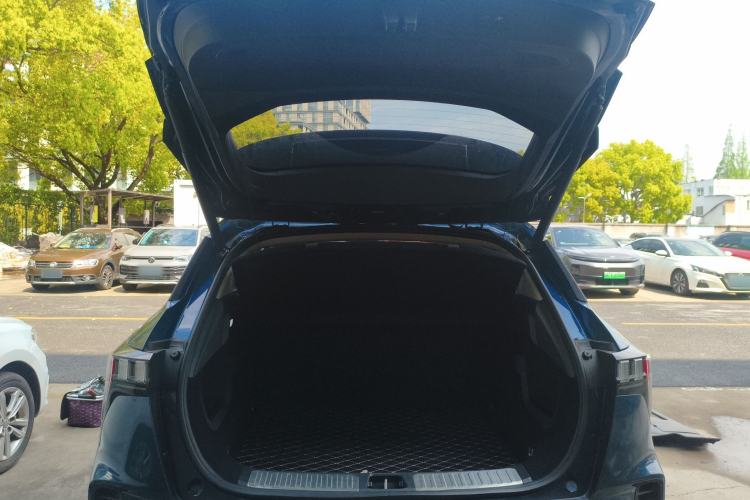 Used Lynk & Co 06 2020 1.5T YAO Halo Trunk