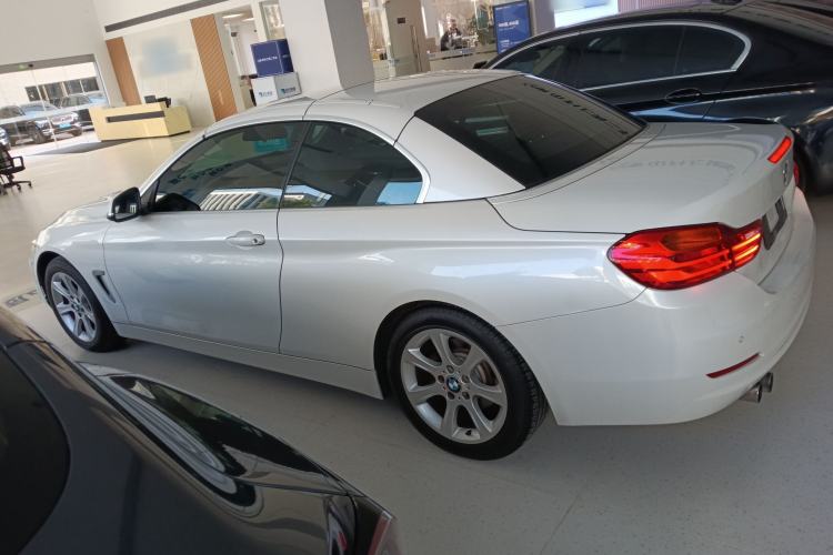 Used BMW 4 Series 2016 420i Convertible Fashion Model
