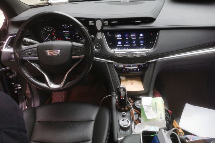 Used Cadillac XT6 2022 2.0T Six-Seater Four-Wheel-Drive Luxury Version
