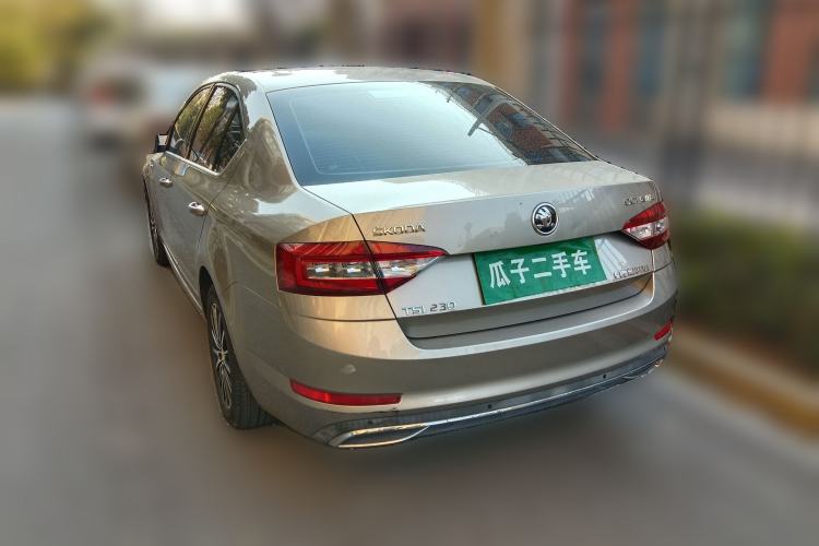 Used Skoda Octavia 2018 Station Wagon TSI230 DSG Luxury Edition
