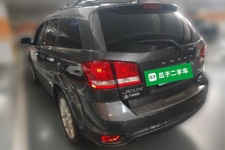 Used Dodge Journey 2013 2.4L Two-Wheel Drive Luxury Version
