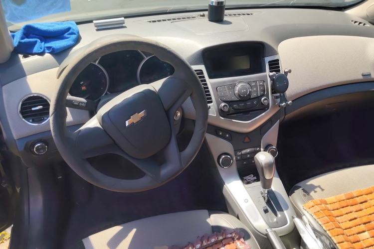 Used Chevrolet Cruze 2013 1.8L SE AT
