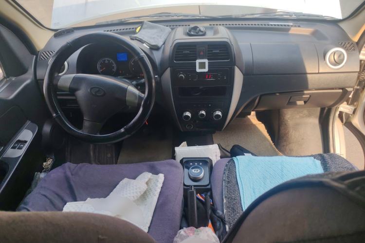 Used Ruichi EC35 2020 EC35 II Standard Edition 38.7 kWh Center Console