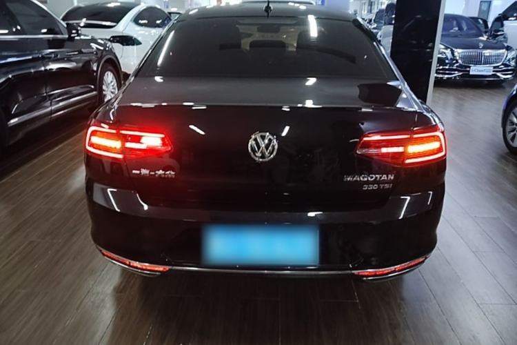 Used Volkswagen Magotan 2019 330TSI DSG Luxury Version China VI Standard