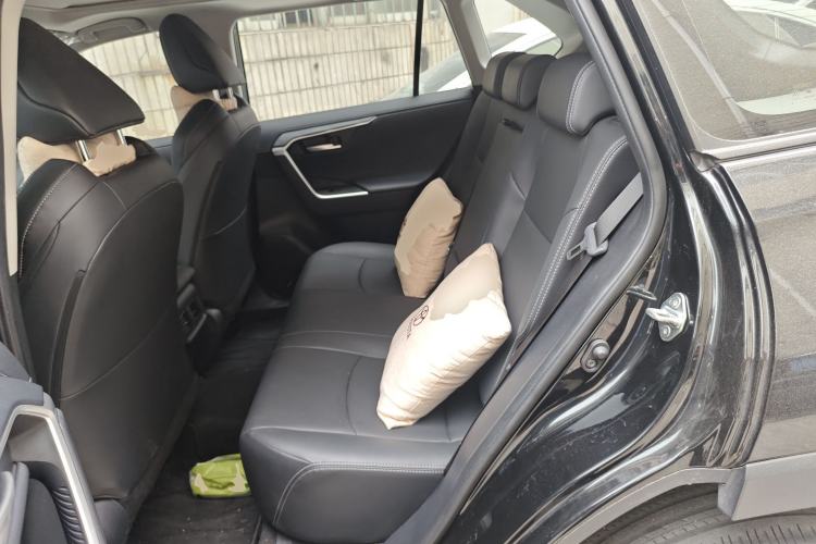 Used Toyota Wildlander 2023 2.0L CVT Two-Wheel Drive Urban Edition
