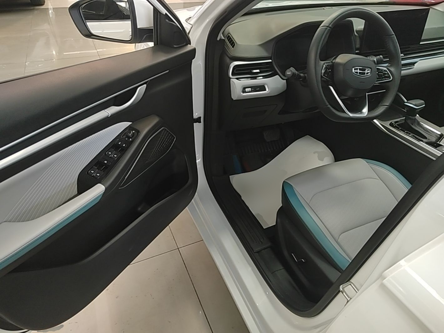 Geely Auto Emgrand 2023 4th Generation Champion Edition 1.5L CVT Flagship Model — снимка 18