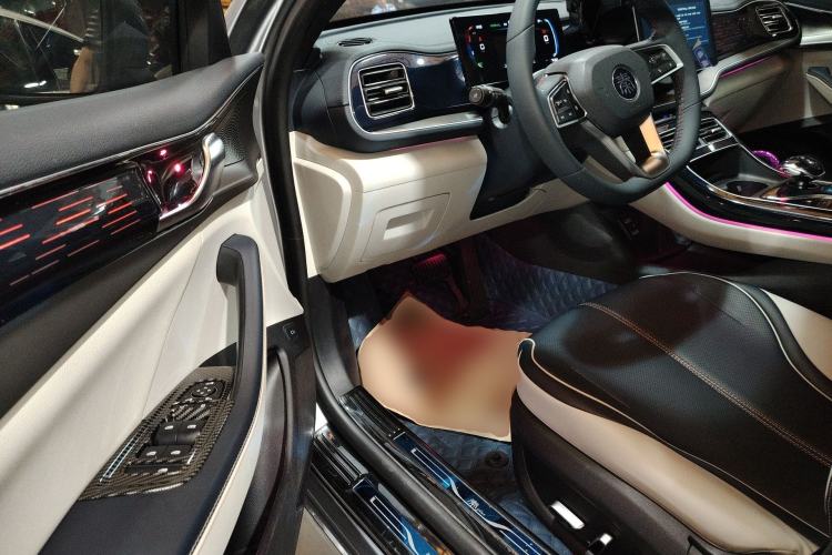 Used BYD Qin PLUS 2023 Champion Edition DM-i 55KM Superior Model
