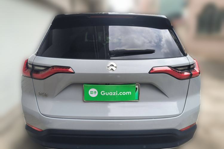 Used Nio ES8 2018 355 km Base Version 7-Seater Edition Rear