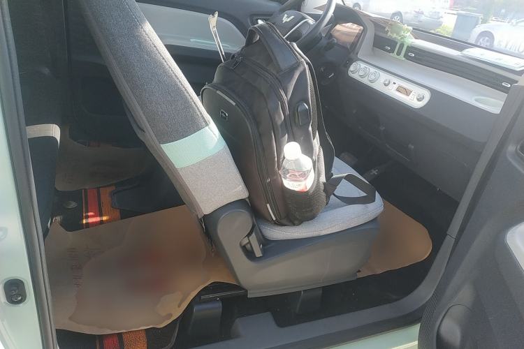 Used Wuling Hongguang MINIEV 2021 Macaron Premium Model – Lithium Iron Phosphate Right Front Seat