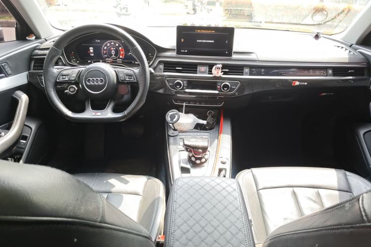 Used Audi A4L 2019 40 TFSI Fashion Edition China VI Emission Standard