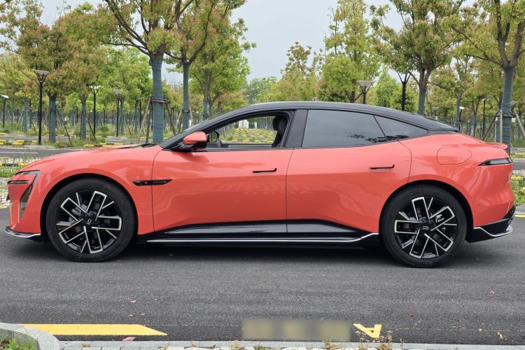 Used Avatr 06 2025 Pro Range-Extended Edition Exterior 6