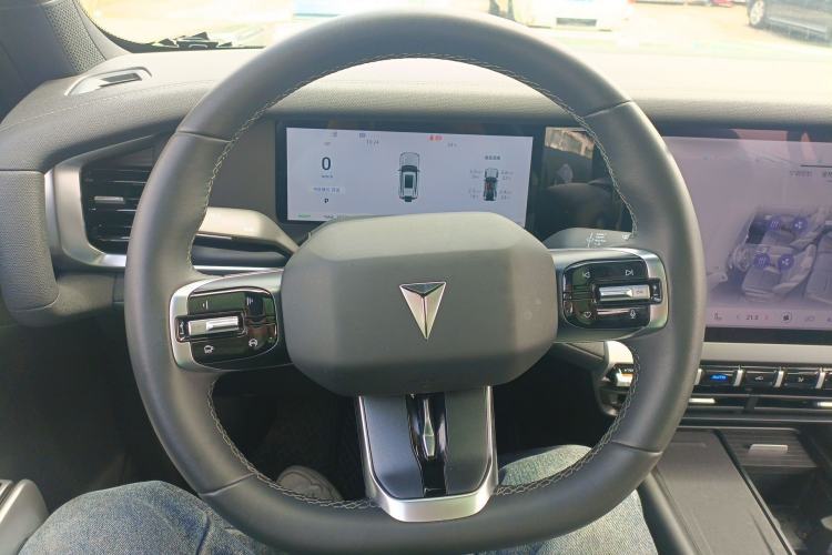 Used Deepal G318 2024 Four-Wheel Drive Comfort Edition Steering Wheel