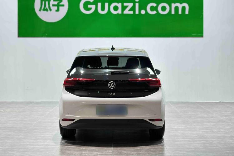 Used Volkswagen ID.3 2025 Smart Version Pure & Intelligent Enjoyment Edition
