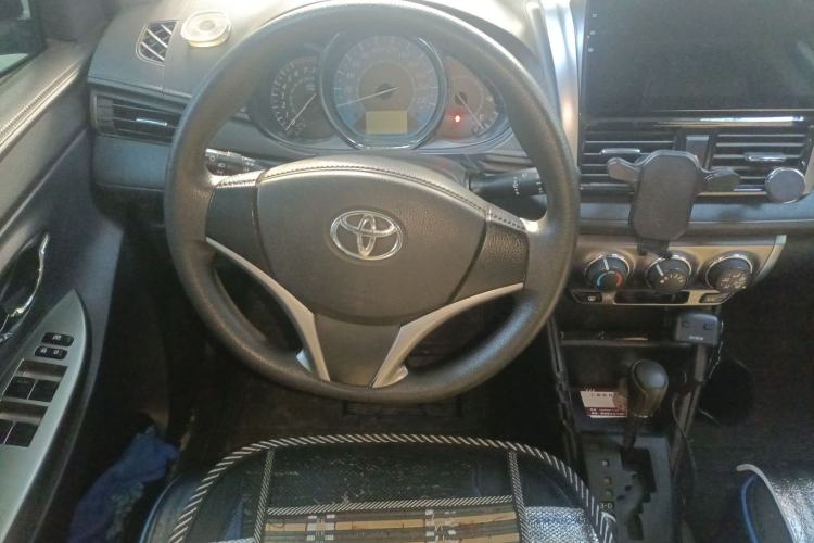 Used Toyota YARiS L Zhi Xuan 2015 1.5E Automatic Charm Edition