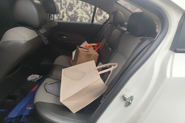 Used Chevrolet Cruze 2012 1.8L SE AT Left Rear Seat