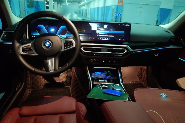 Used BMW i3 2024 eDrive 35 L
