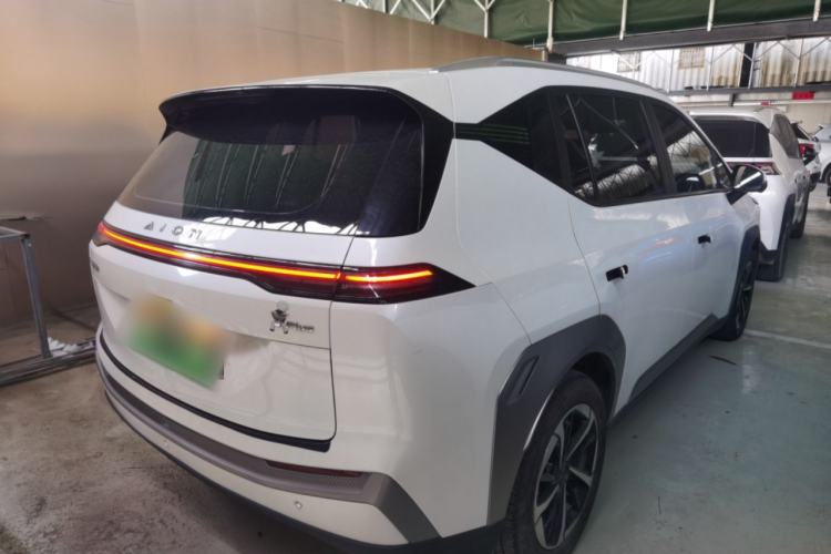 Used AION Y 2023 Younger Star Edition