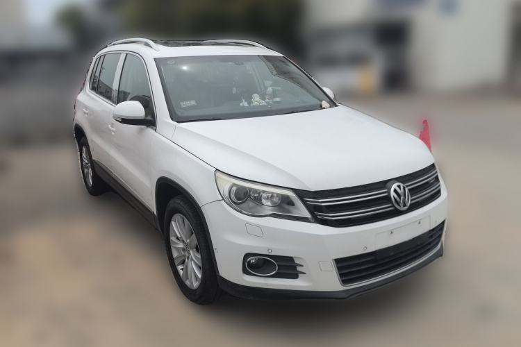Used Volkswagen Tiguan 2010 2.0 TSI Automatic All-Wheel Drive Flagship Edition Front Right 45 Deg