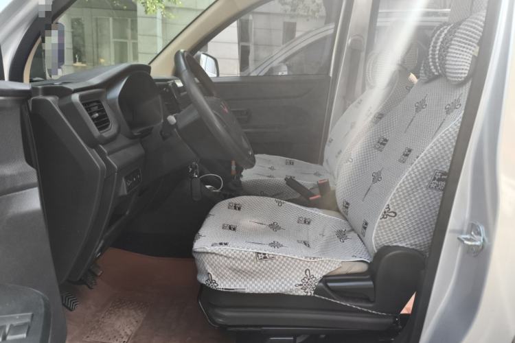 Used Wuling Hongguang V 2022 1.5L Jingqu Edition Electric-Assist LAR Left Front Seat