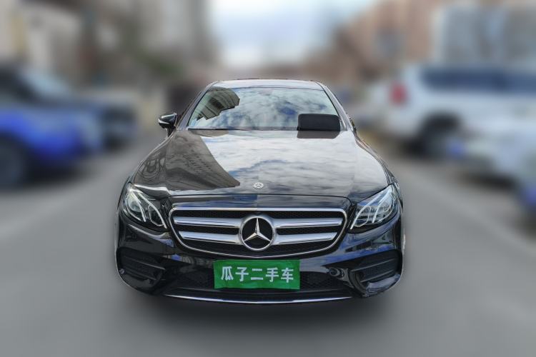 Used Mercedes-Benz E-Class 2019 E 300 L Sporty and Stylish Model