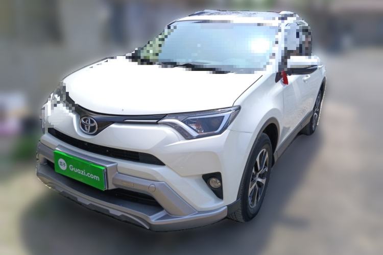 Used Toyota RAV4 2019 2.0L CVT Two-Wheel Drive Pioneer Edition China VI Standard